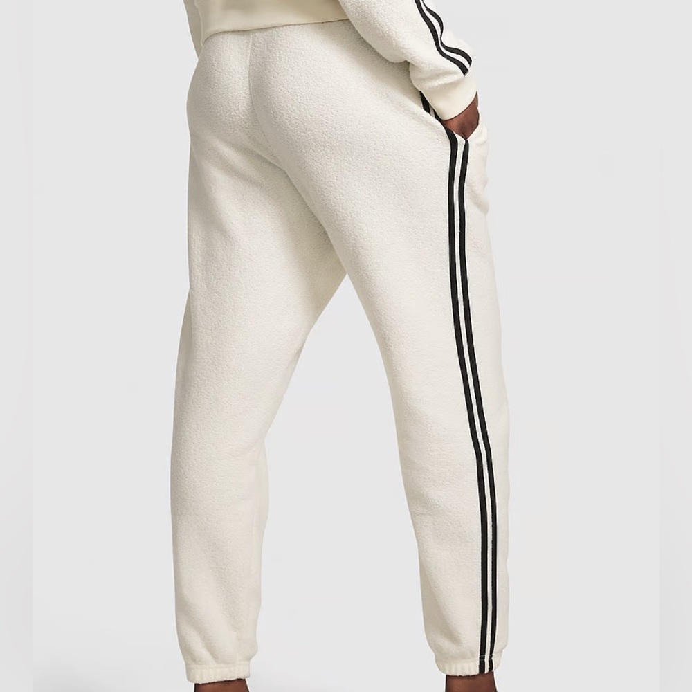 PINK Fleece Gym Pants - Picture 2 of 5